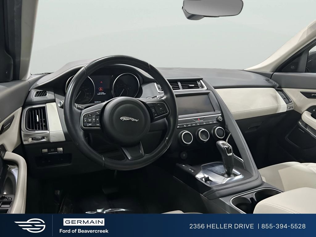 Used 2020 Jaguar E-PACE SE image 15