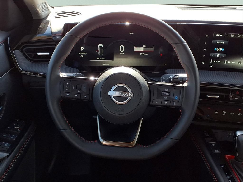 Used 2025 Nissan Kicks SR FWD image 20