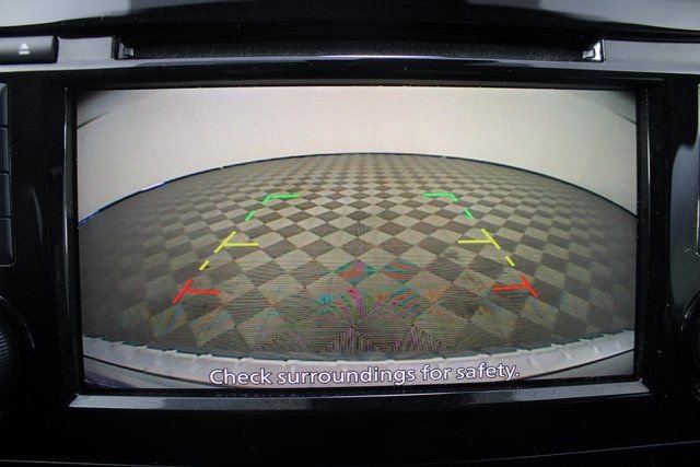 Used 2020 Nissan Rogue Sport S image 3