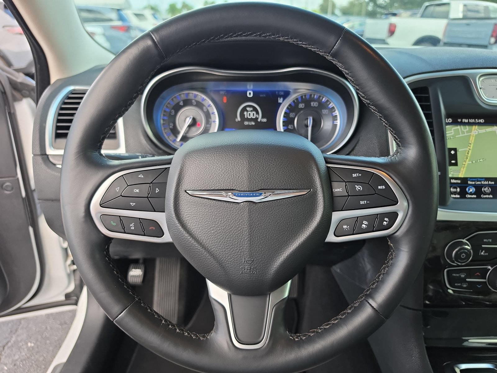 Used 2022 Chrysler 300 Touring L w/ Popular Equipment Group AWD/4WD image 25