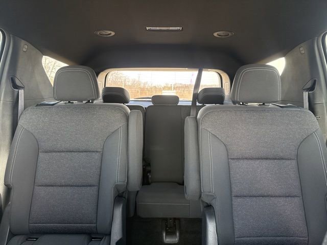 Used 2025 Chevrolet Traverse LT image 15