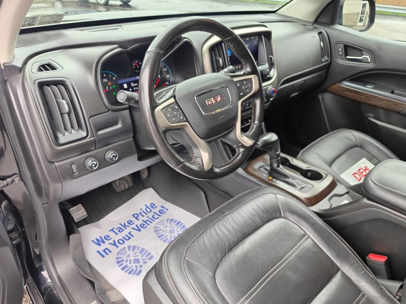 Used 2020 GMC Canyon Denali image 12