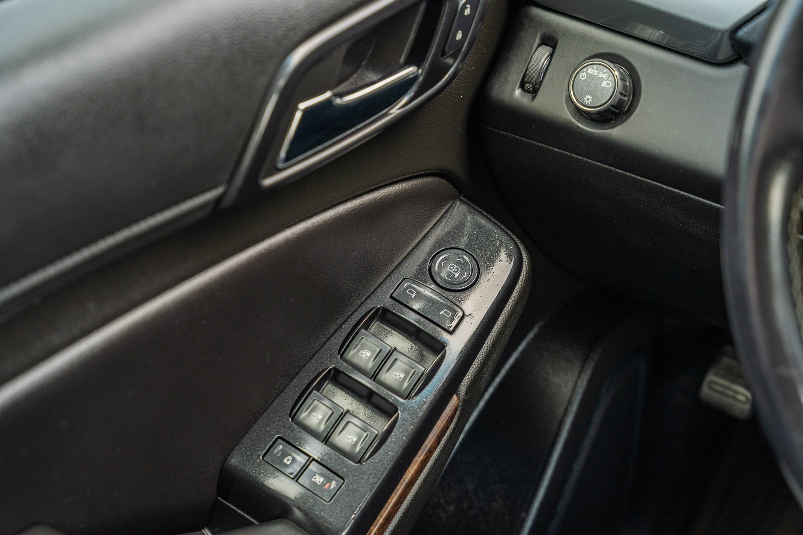 Used 2018 Chevrolet Tahoe LS w/ Max Trailering Package image 29