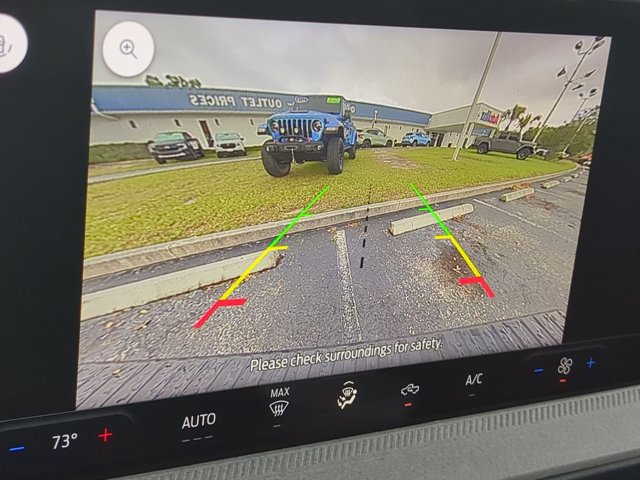 Used 2025 Ford Maverick XLT w/ Equipment Group 302A AWD/4WD image 19