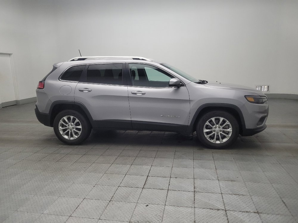 Used 2019 Jeep Cherokee Latitude w/ Popular Appearance Group FWD image 11
