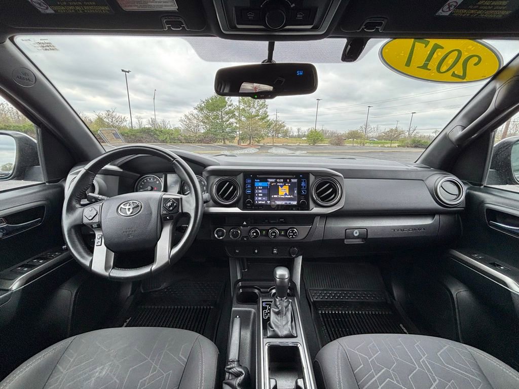 Used 2017 Toyota Tacoma TRD Off-Road w/ Tow Package (A/T) image 19