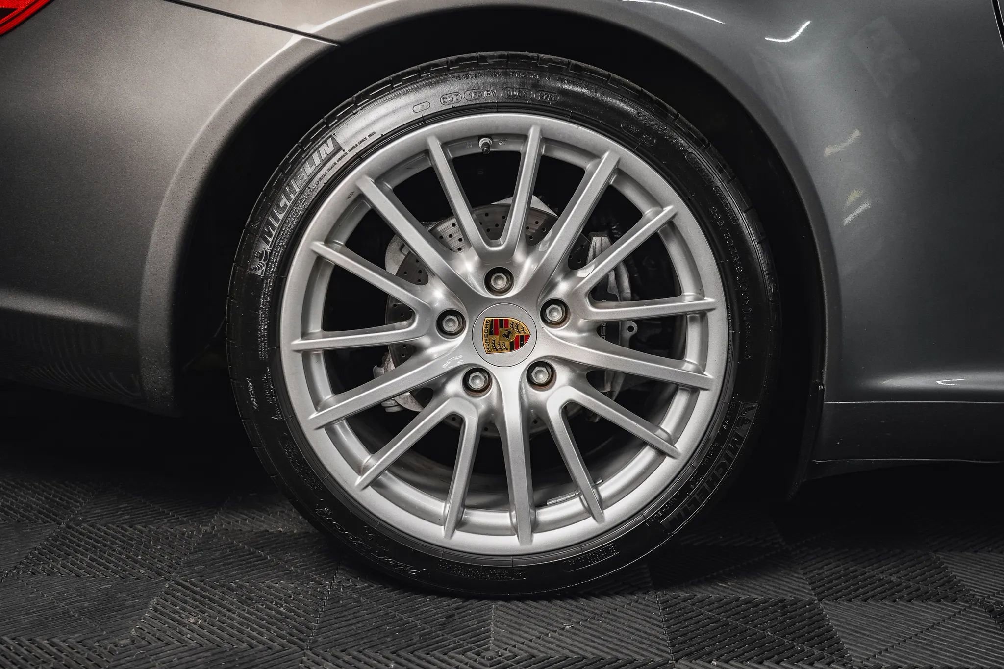 Used 2007 Porsche 911 GT3 RS image 13