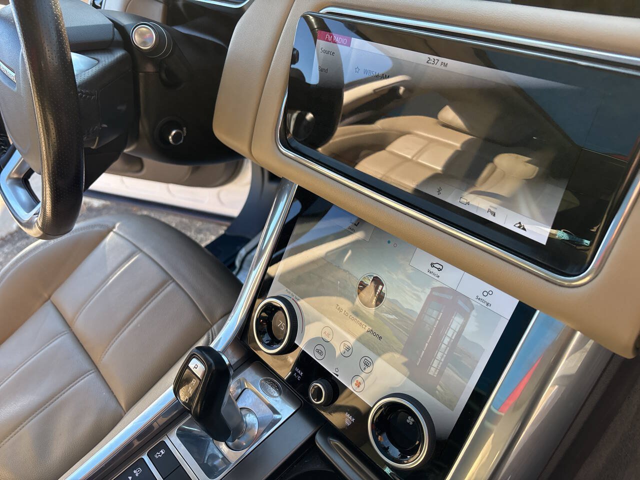 Used 2018 Land Rover Range Rover Sport SE AWD/4WD image 60