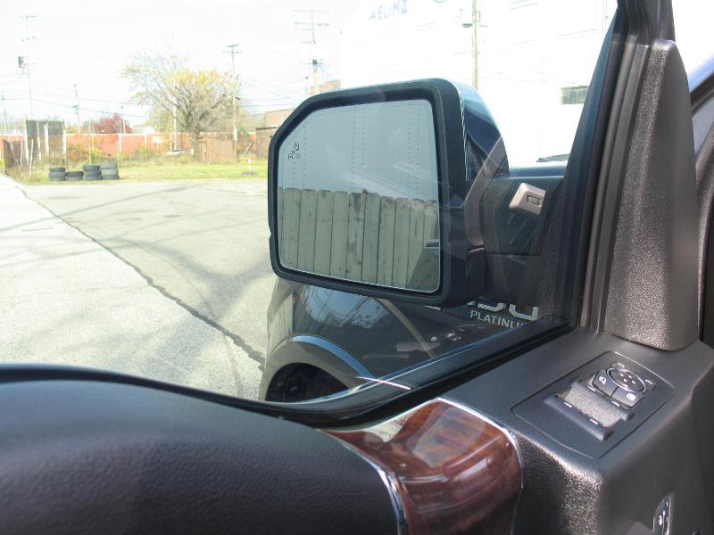 Used 2016 Ford F150 Platinum w/ Equipment Group 701A Luxury image 43