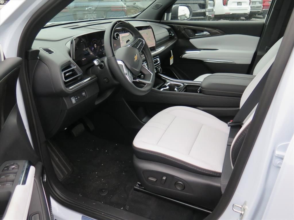 New 2026 Chevrolet Traverse High Country image 9