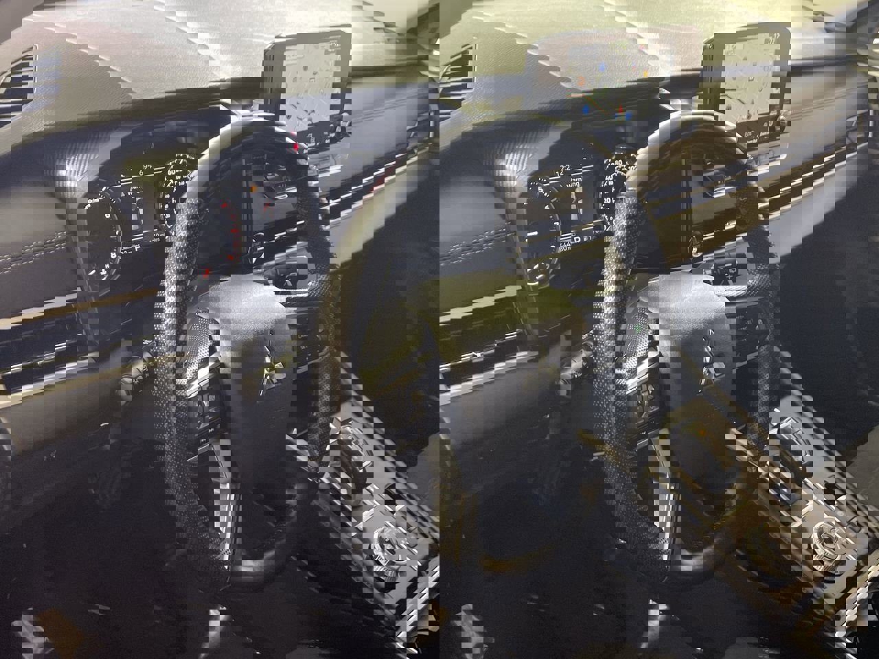 Used 2024 Mitsubishi Outlander SE image 12