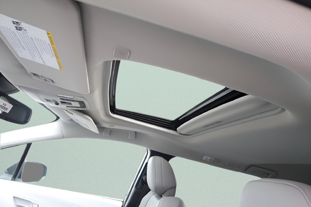 New 2026 Toyota Sienna XLE AWD/4WD image 13