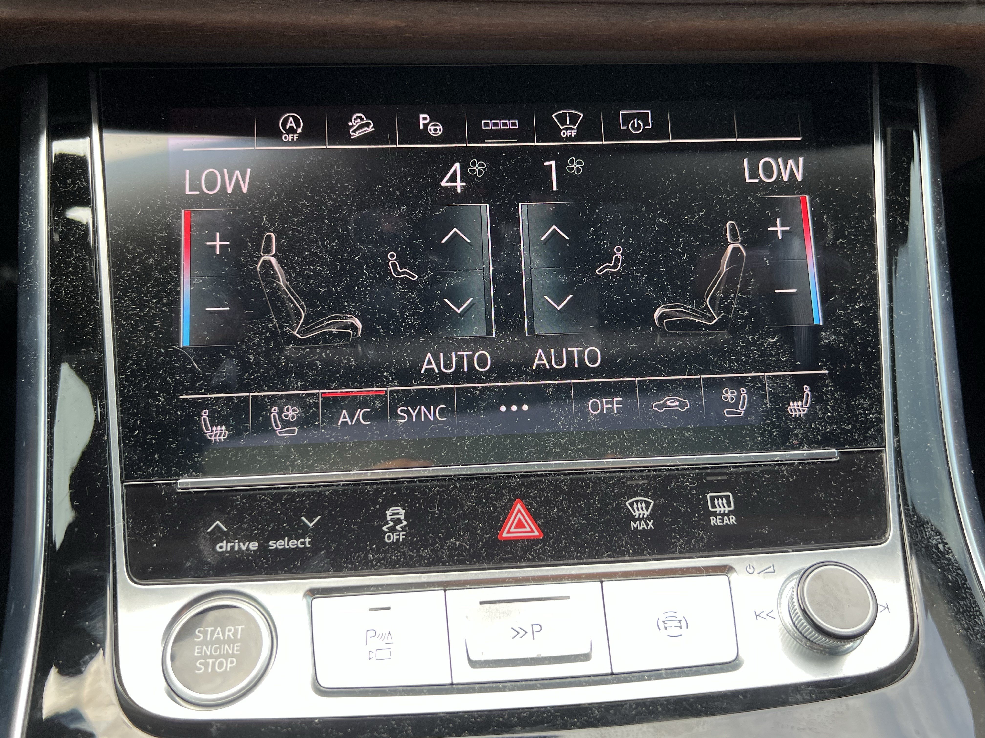Used 2025 Audi Q8 Prestige AWD/4WD image 30