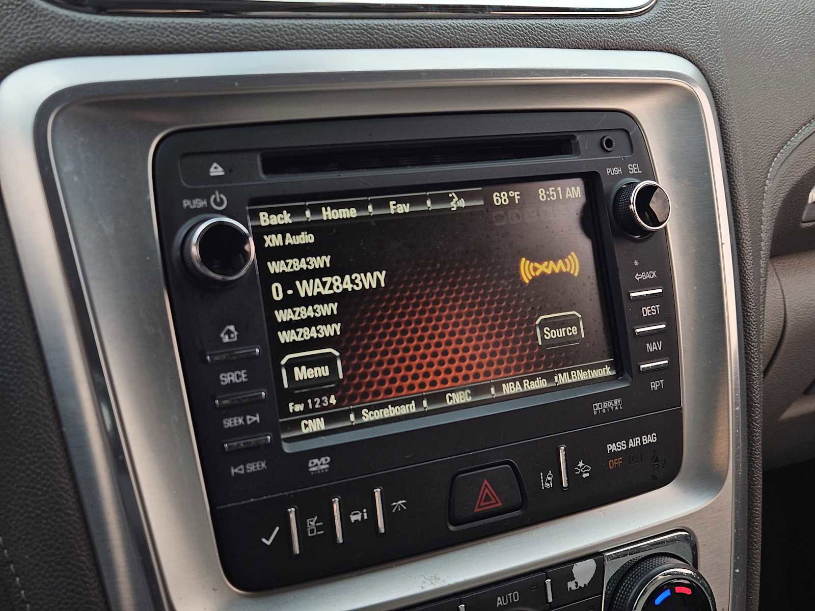 Used 2015 GMC Acadia SLT image 15