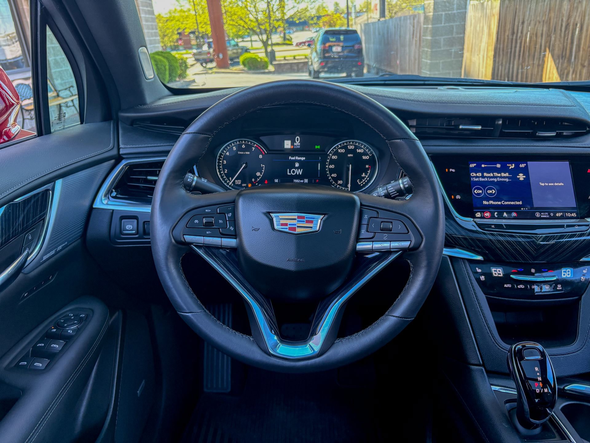 Used 2024 Cadillac XT6 Premium Luxury AWD/4WD image 30