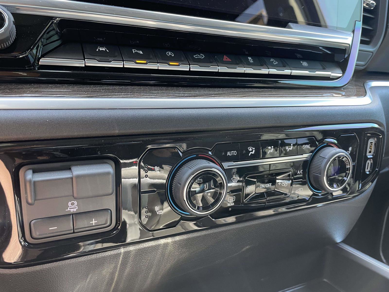 New 2026 Chevrolet Silverado 1500 RST image 37