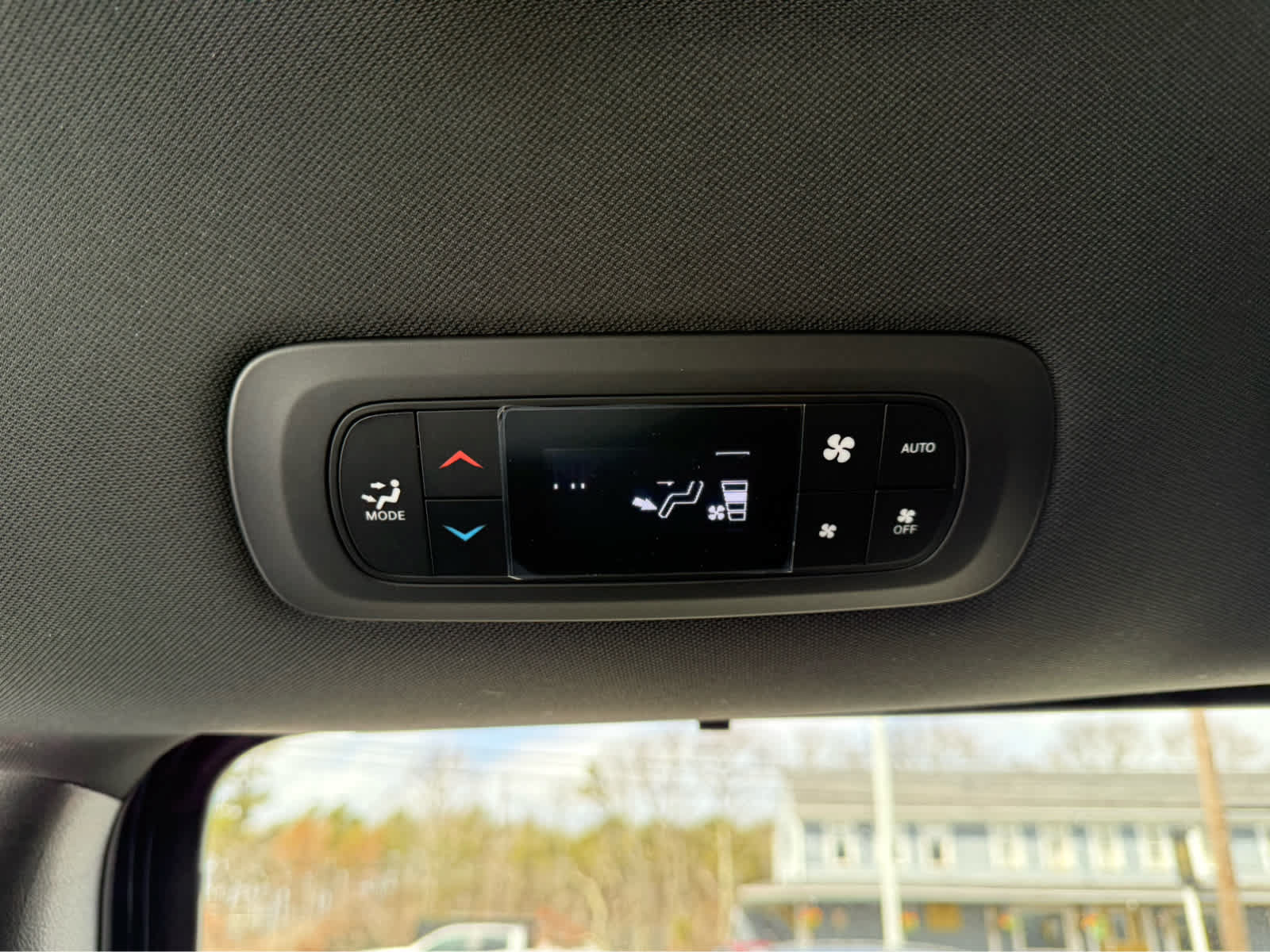 New 2026 Chrysler Voyager LX FWD image 27