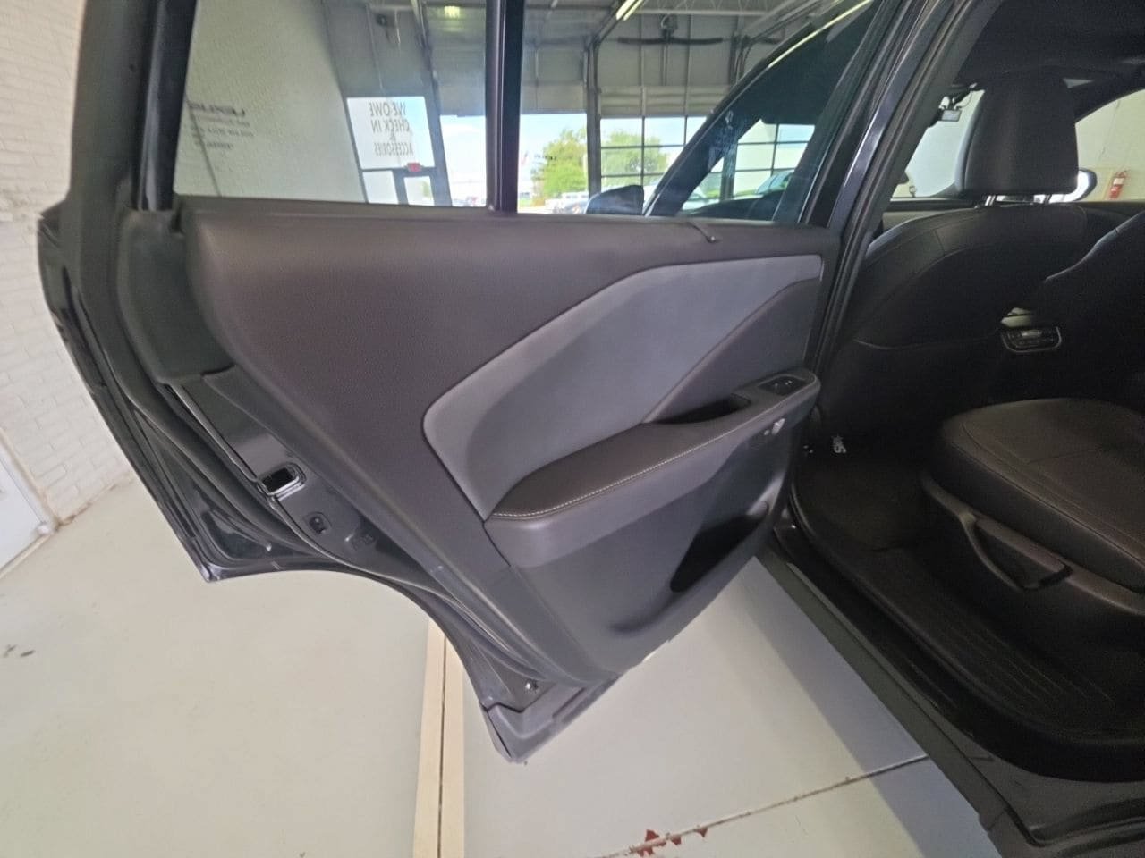 Used 2025 Lexus TX 350 AWD w/ Technology Package image 11