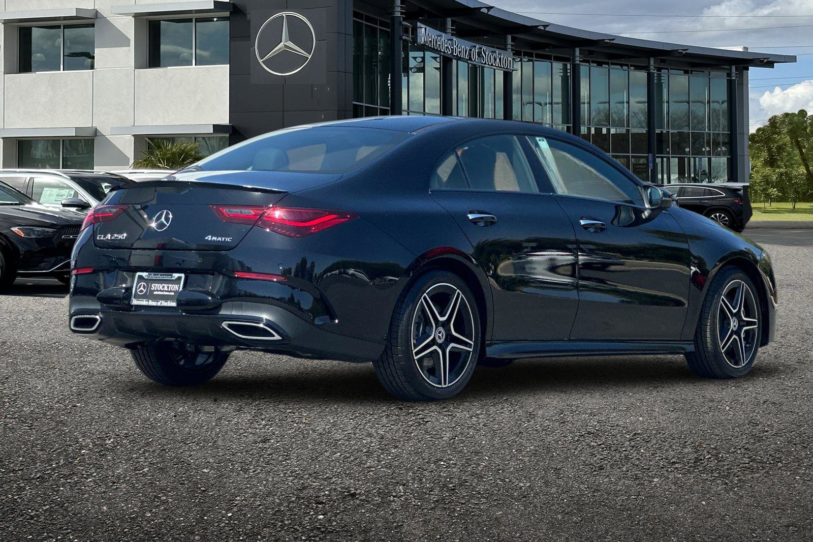 New 2025 Mercedes-Benz CLA 250 4MATIC image 4