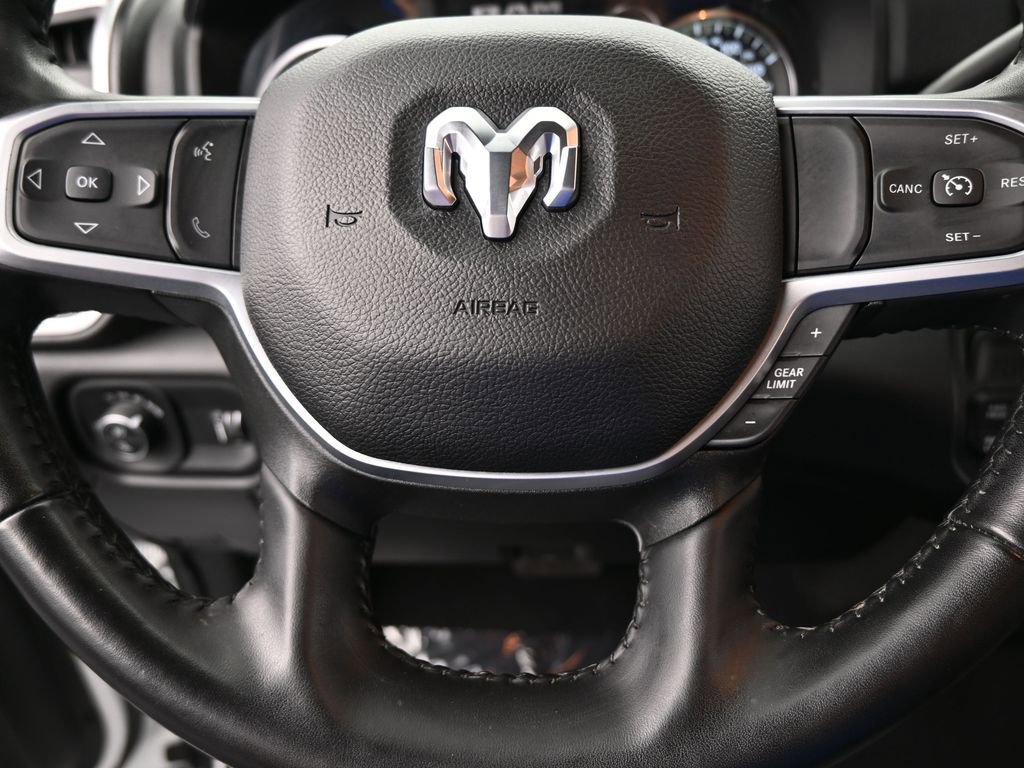 Used 2024 RAM 2500 Big Horn AWD/4WD image 33