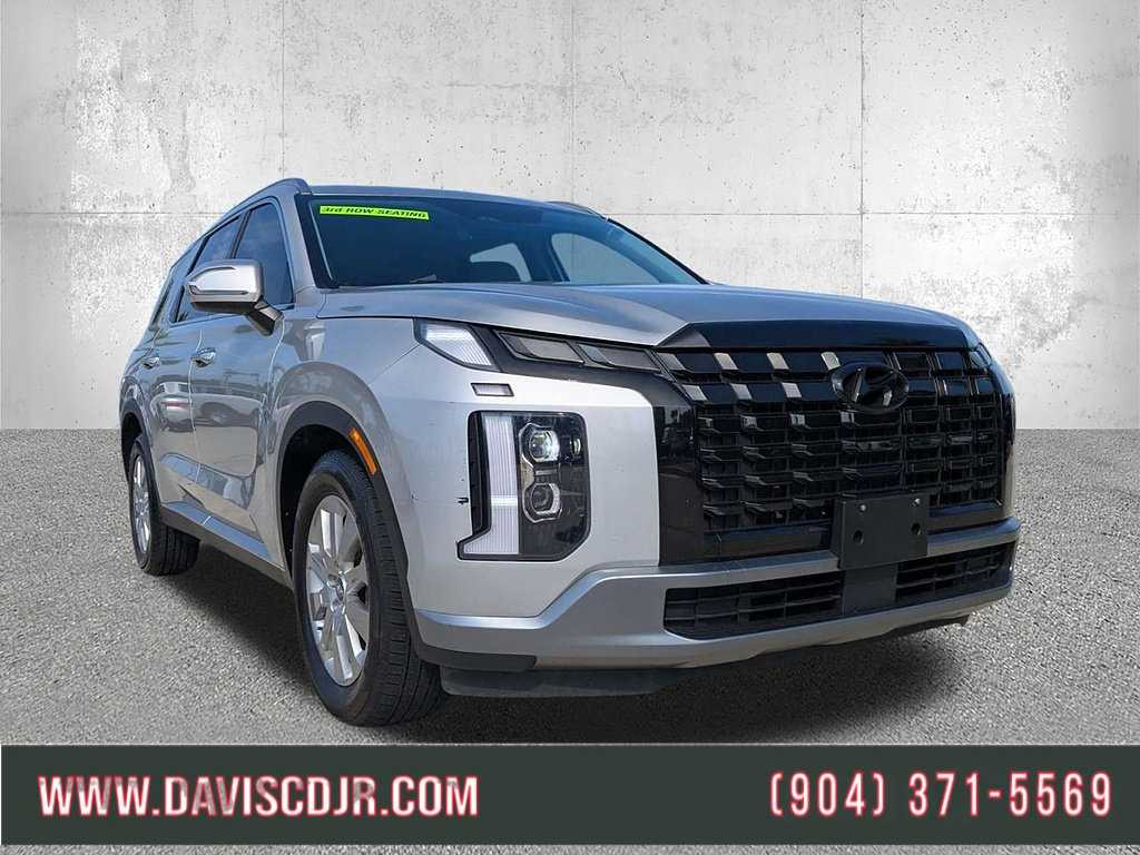 Used 2024 Hyundai Palisade SEL FWD image 1