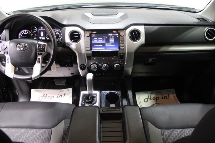Used 2020 Toyota Tundra SR5 w/ SR5 Upgrade Package image 30