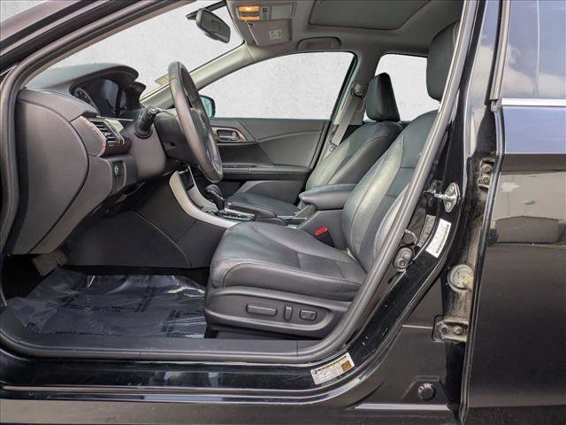 Used 2017 Honda Accord EX-L image 8