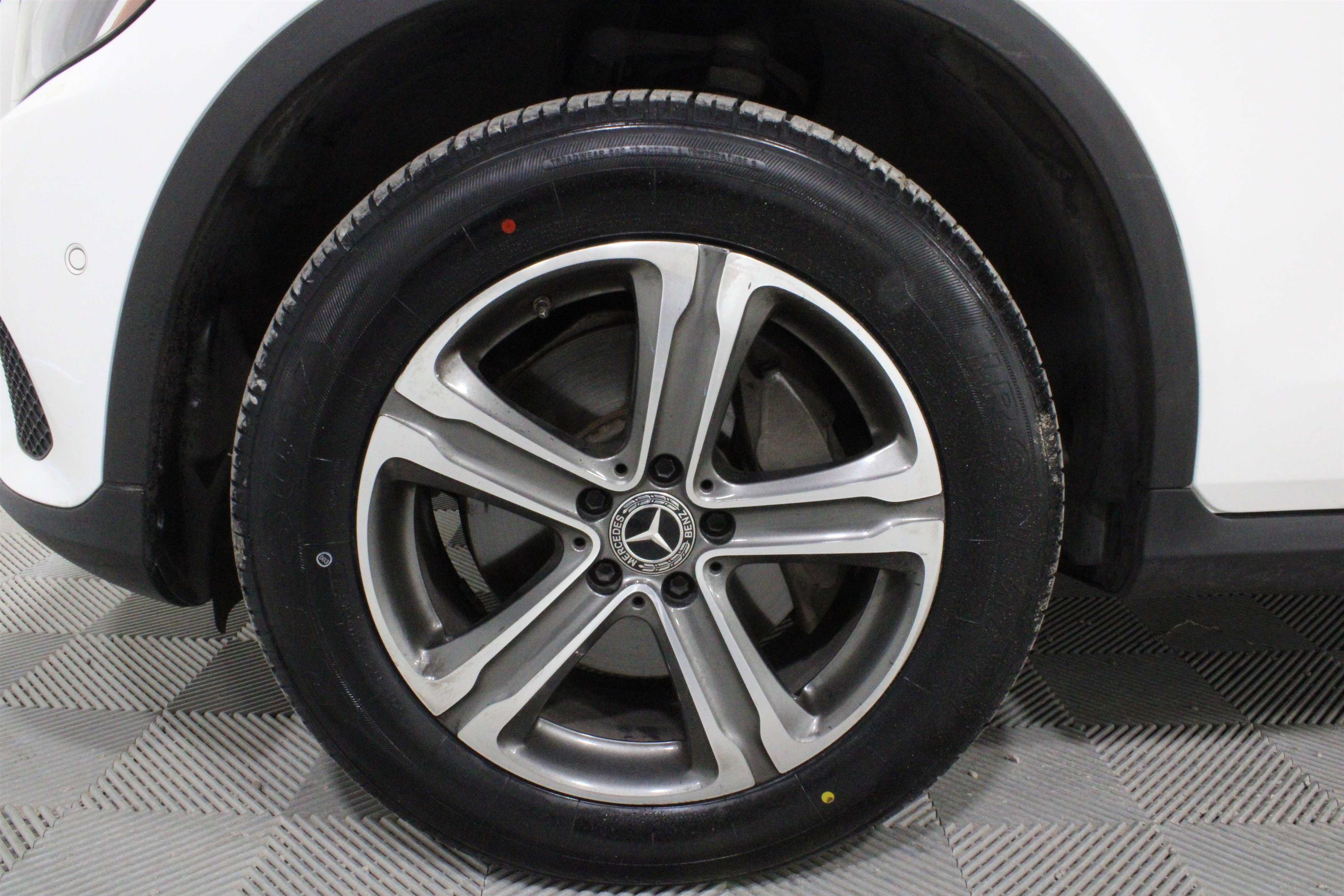 Used 2018 Mercedes-Benz GLC 300 image 33