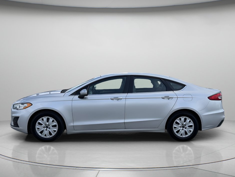Used 2019 Ford Fusion S FWD image 5