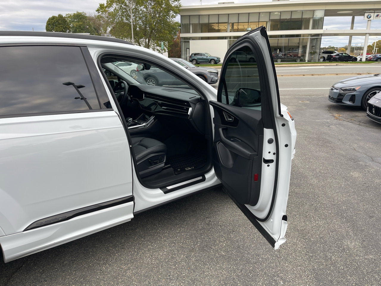 Used 2023 Audi Q7 3.0T Premium Plus image 34