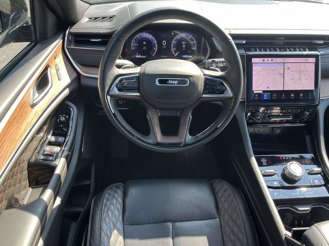 Used 2024 Jeep Grand Cherokee Summit w/ High Altitude Package AWD/4WD image 16