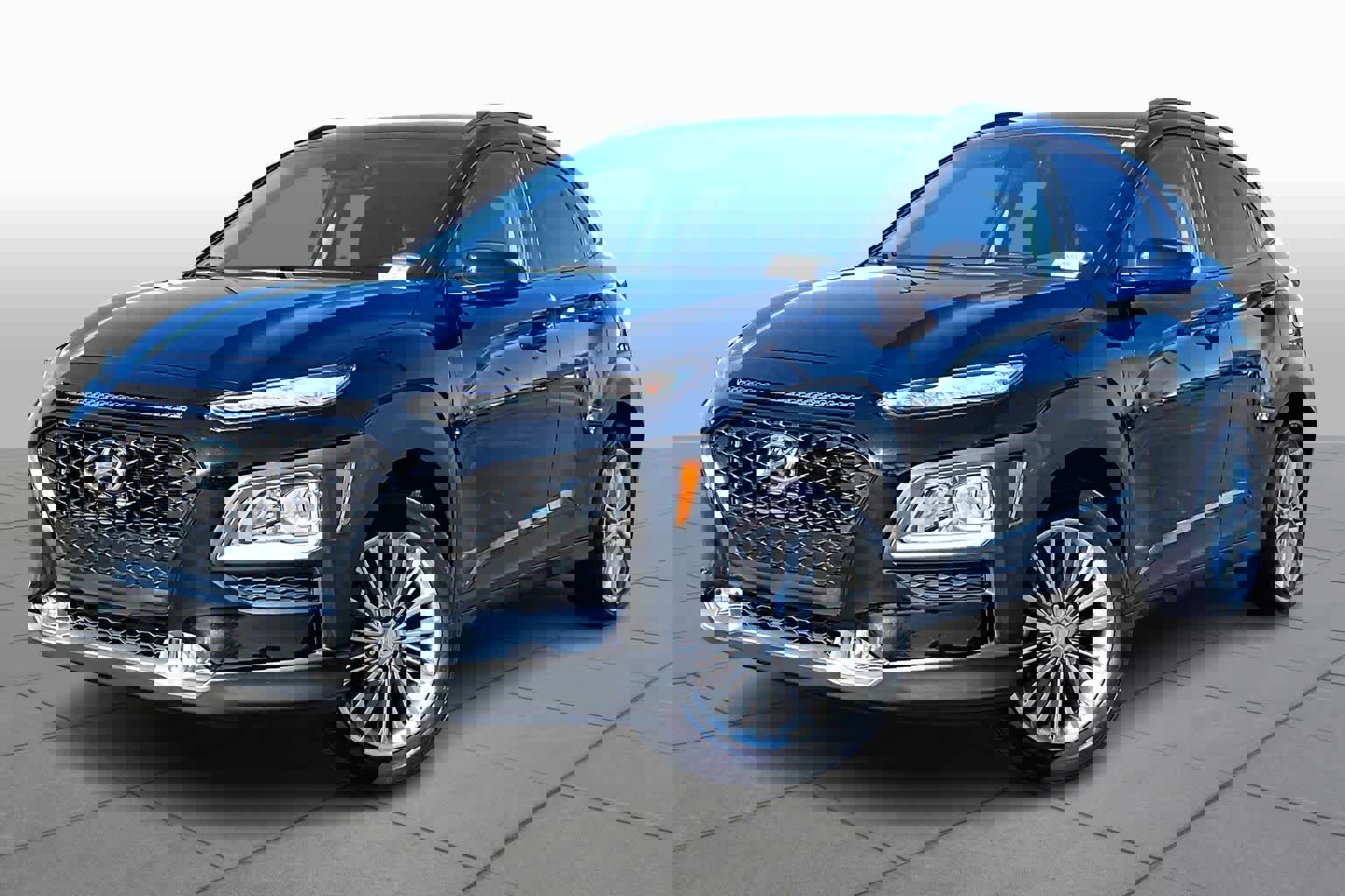 Used 2020 Hyundai Kona SEL Plus image 2