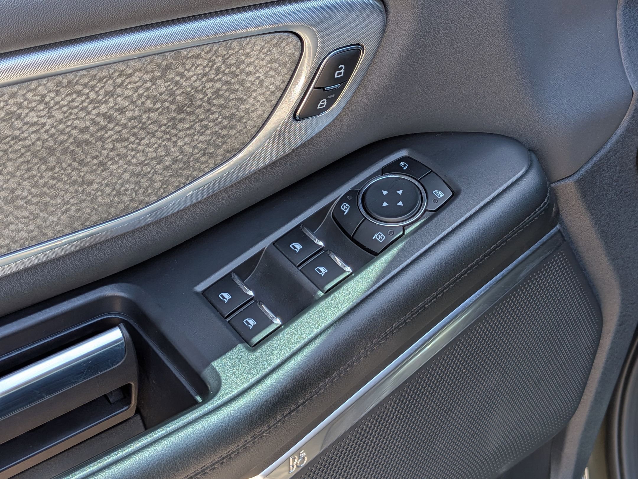 Used 2025 Ford Expedition Tremor AWD/4WD image 12