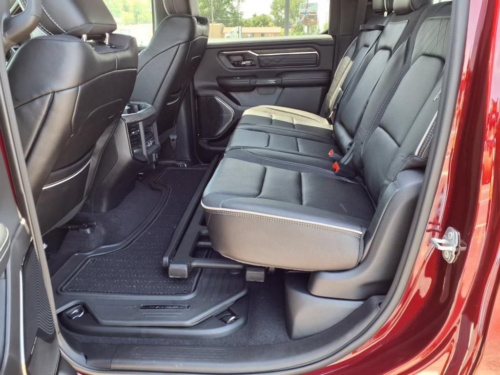 New 2025 RAM 1500 Limited w/ Off Road Group AWD/4WD image 23