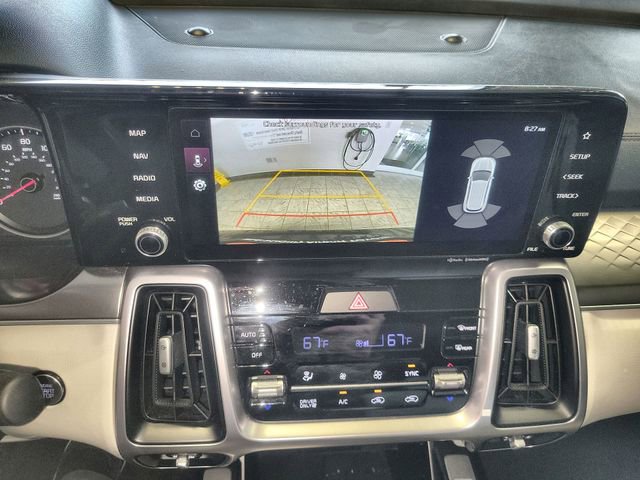 Used 2023 Kia Sorento EX image 17