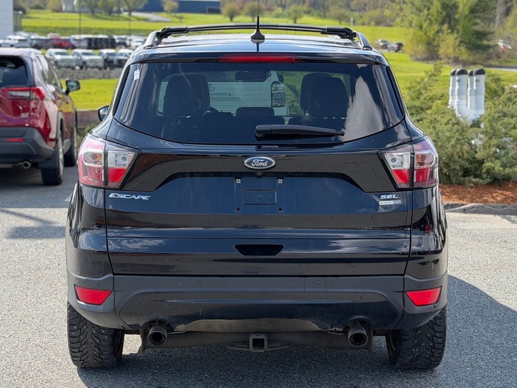 Used 2018 Ford Escape SEL w/ SEL Sport Appearance Package AWD/4WD image 4