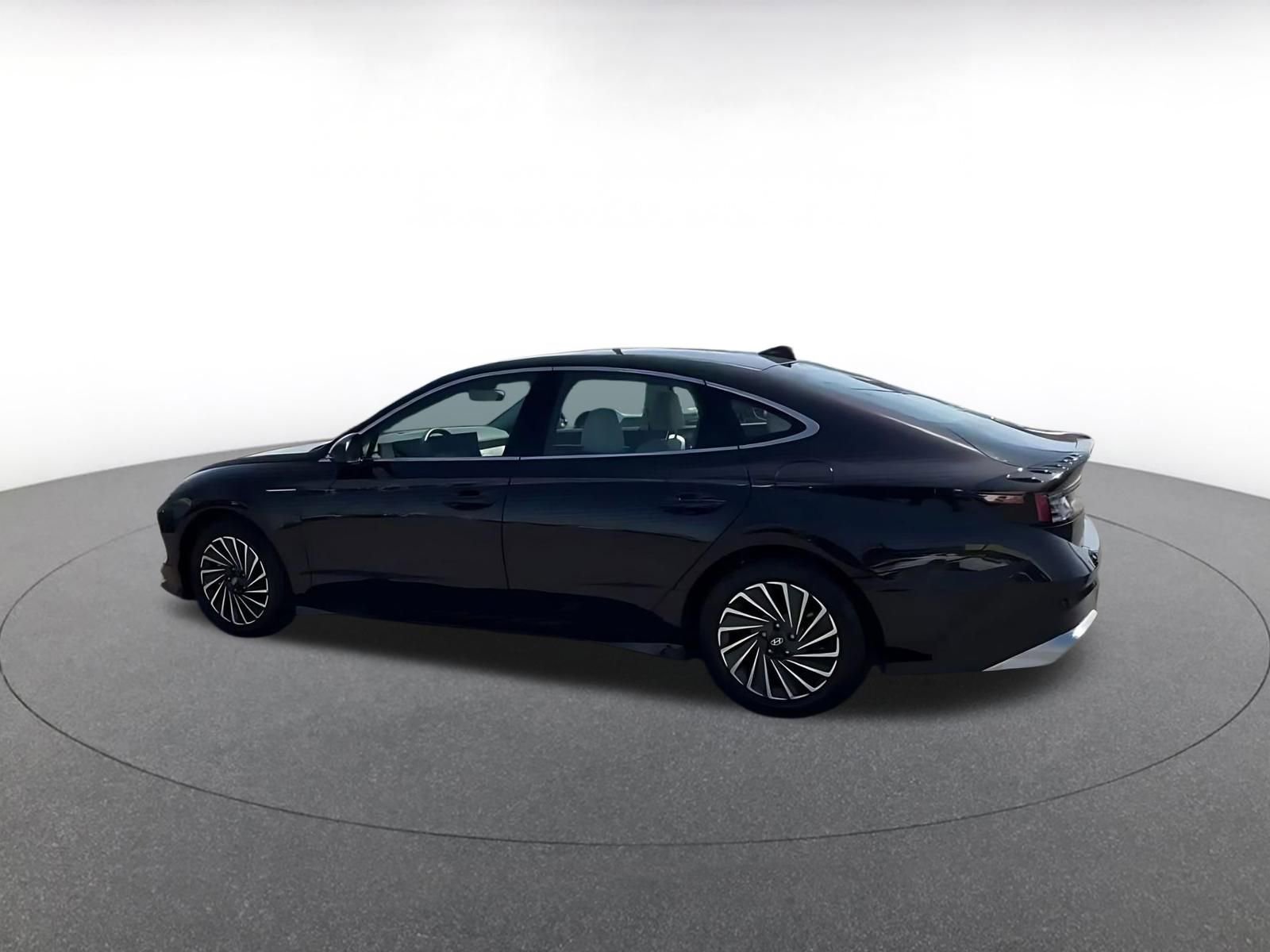 Used 2025 Hyundai Sonata SEL image 10