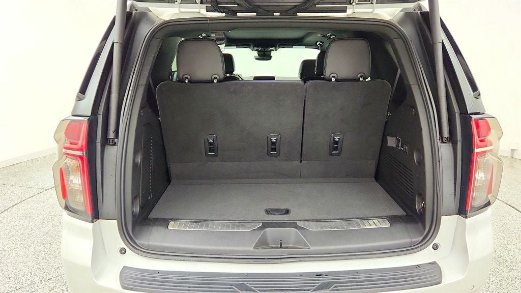 Used 2023 Chevrolet Tahoe High Country AWD/4WD image 23