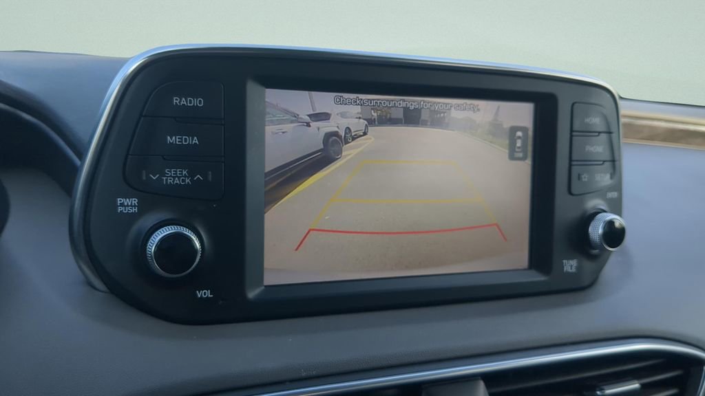 Used 2019 Hyundai Santa Fe SEL FWD image 17