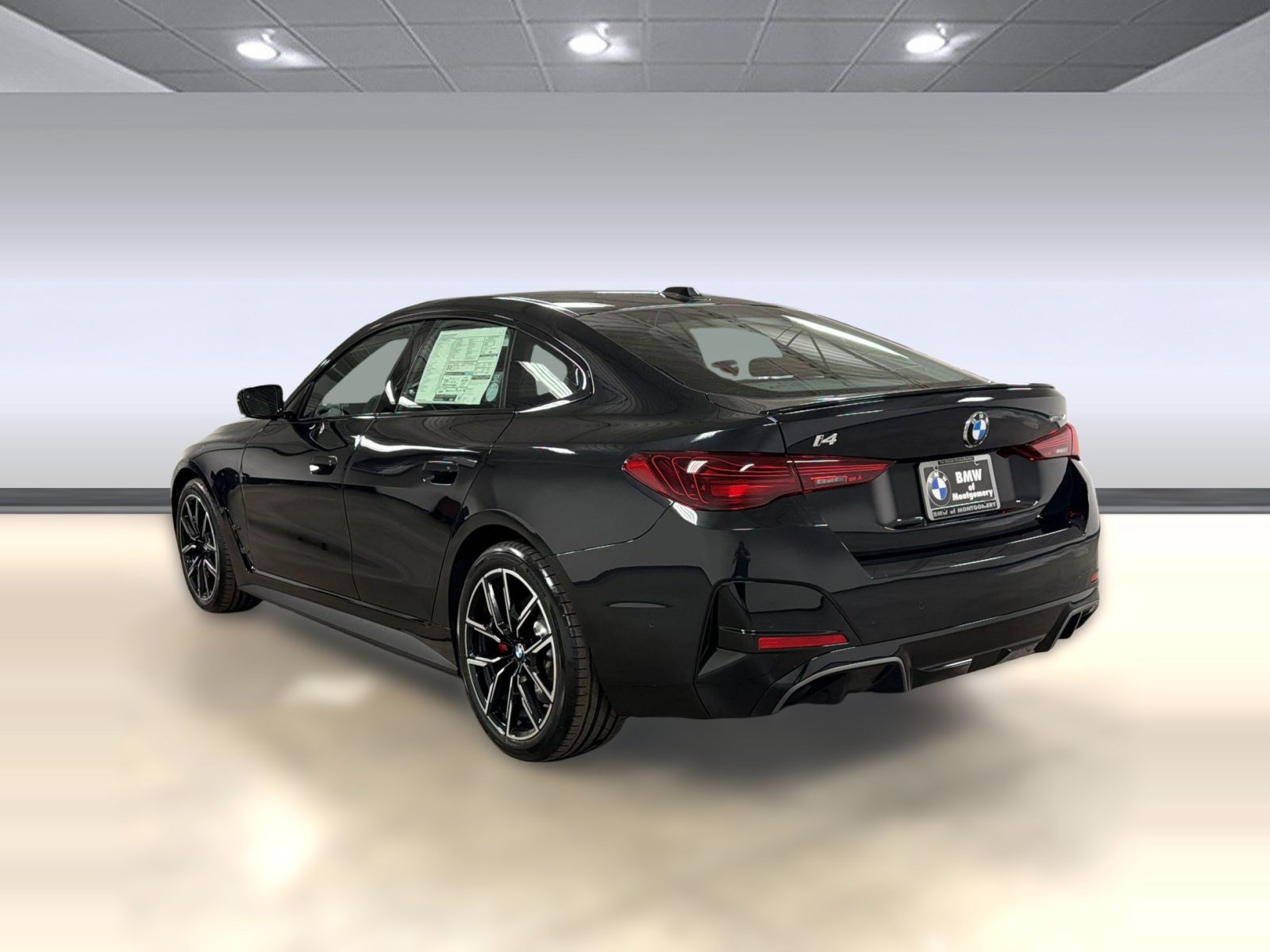 New 2026 BMW i4 eDrive40 w/ M Sport Package RWD image 3