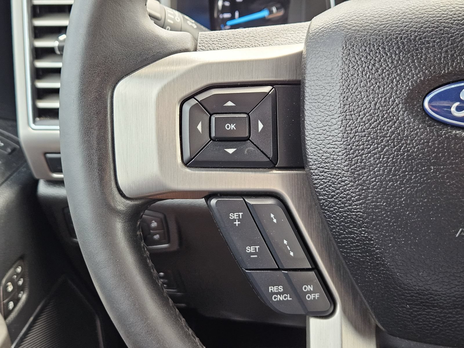 Used 2021 Ford F250 Platinum AWD/4WD image 27
