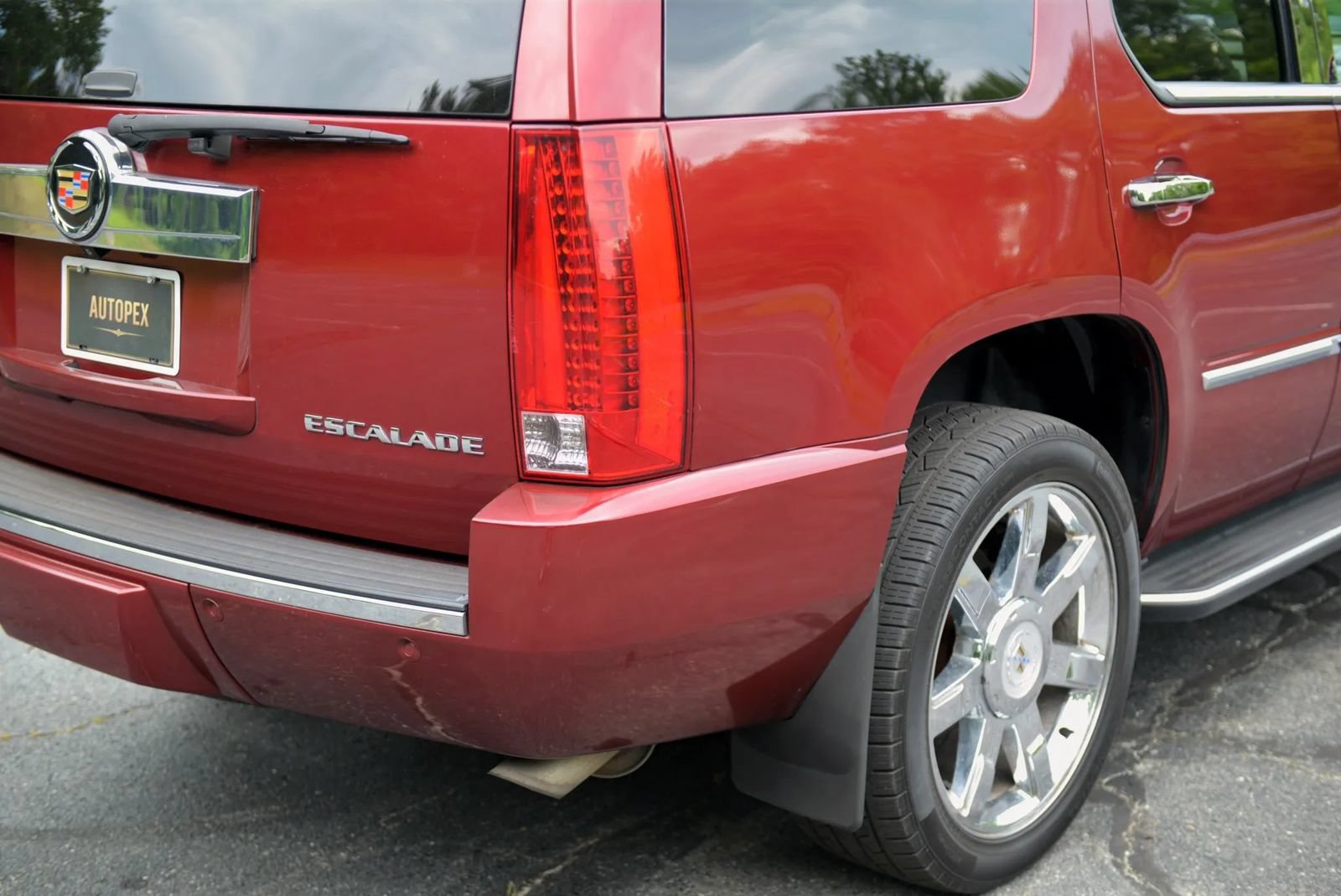 Used 2010 Cadillac Escalade Luxury AWD/4WD image 66