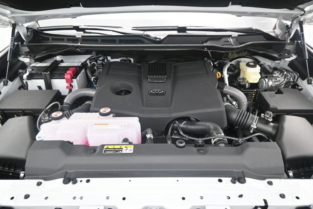 New 2026 Toyota Tundra Limited AWD/4WD image 17