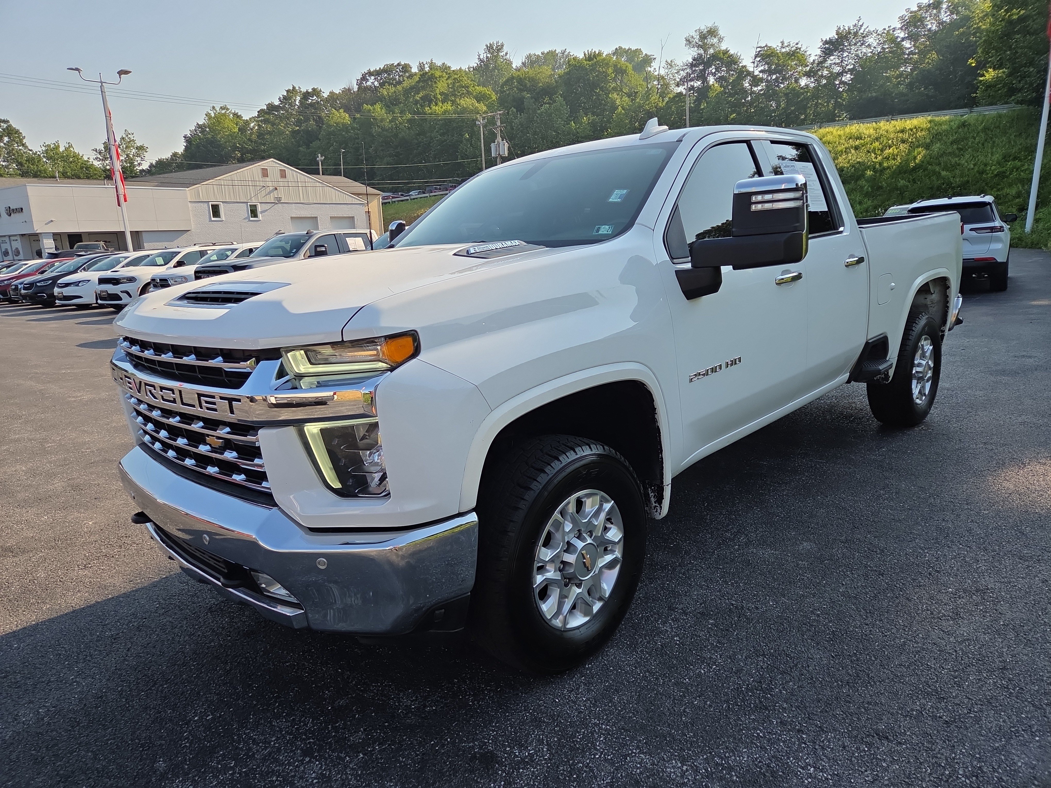 Used 2022 Chevrolet Silverado 2500 LTZ w/ Safety Package AWD/4WD image 7