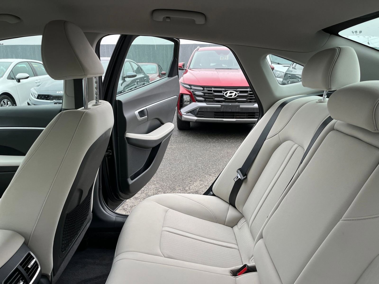 Used 2025 Hyundai Sonata SEL FWD image 39