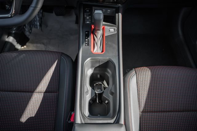 New 2026 Nissan Kicks SR w/ SR Premium Package image 28