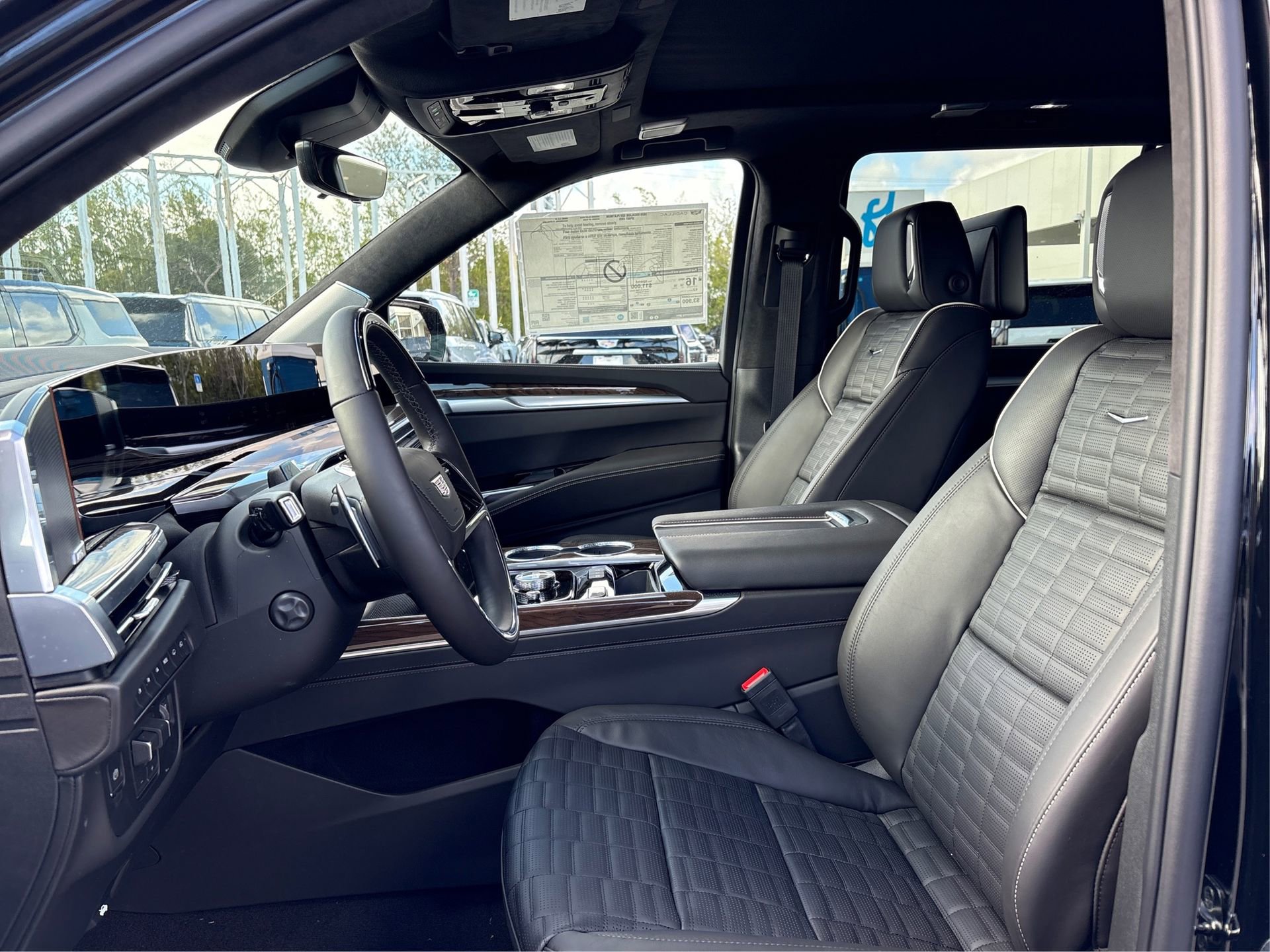 New 2026 Cadillac Escalade ESV Platinum Sport w/ LPO, ONYX Package image 8