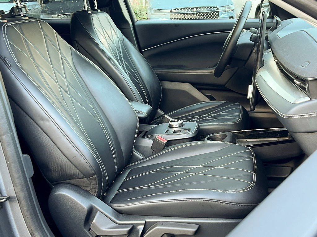 Certified 2021 Ford Mustang Mach-E Select w/ Comfort/Technology Package image 8