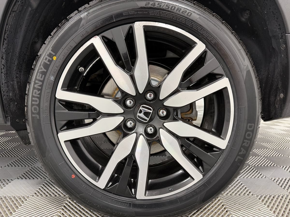 Used 2022 Honda Pilot Touring image 34