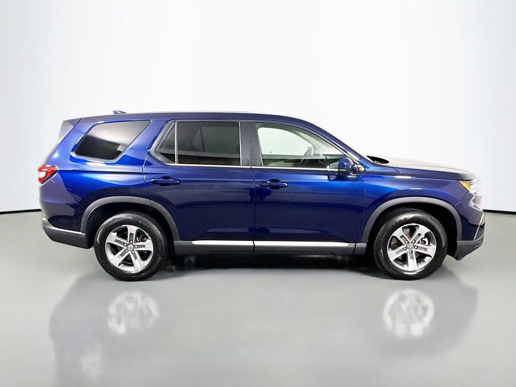 Certified 2025 Honda Pilot EX-L image 8